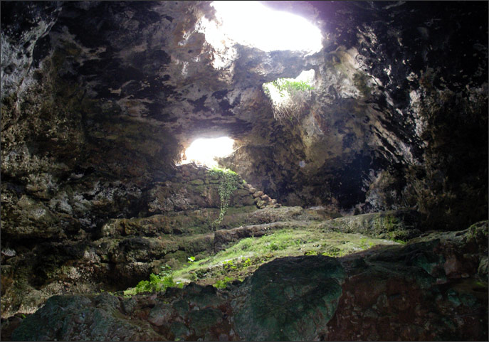 Cave of Housti